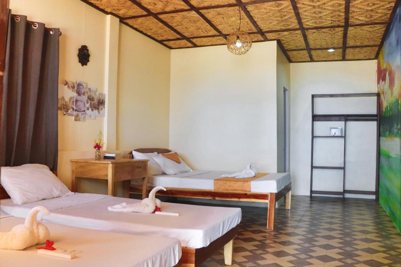 Mecaja Beach House Roxas  Exterior photo