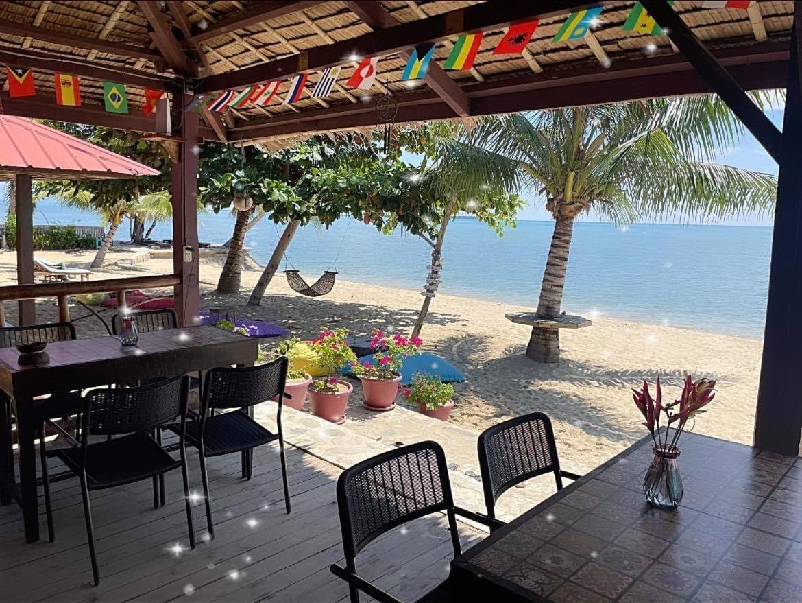 Mecaja Beach House Roxas  Exterior photo